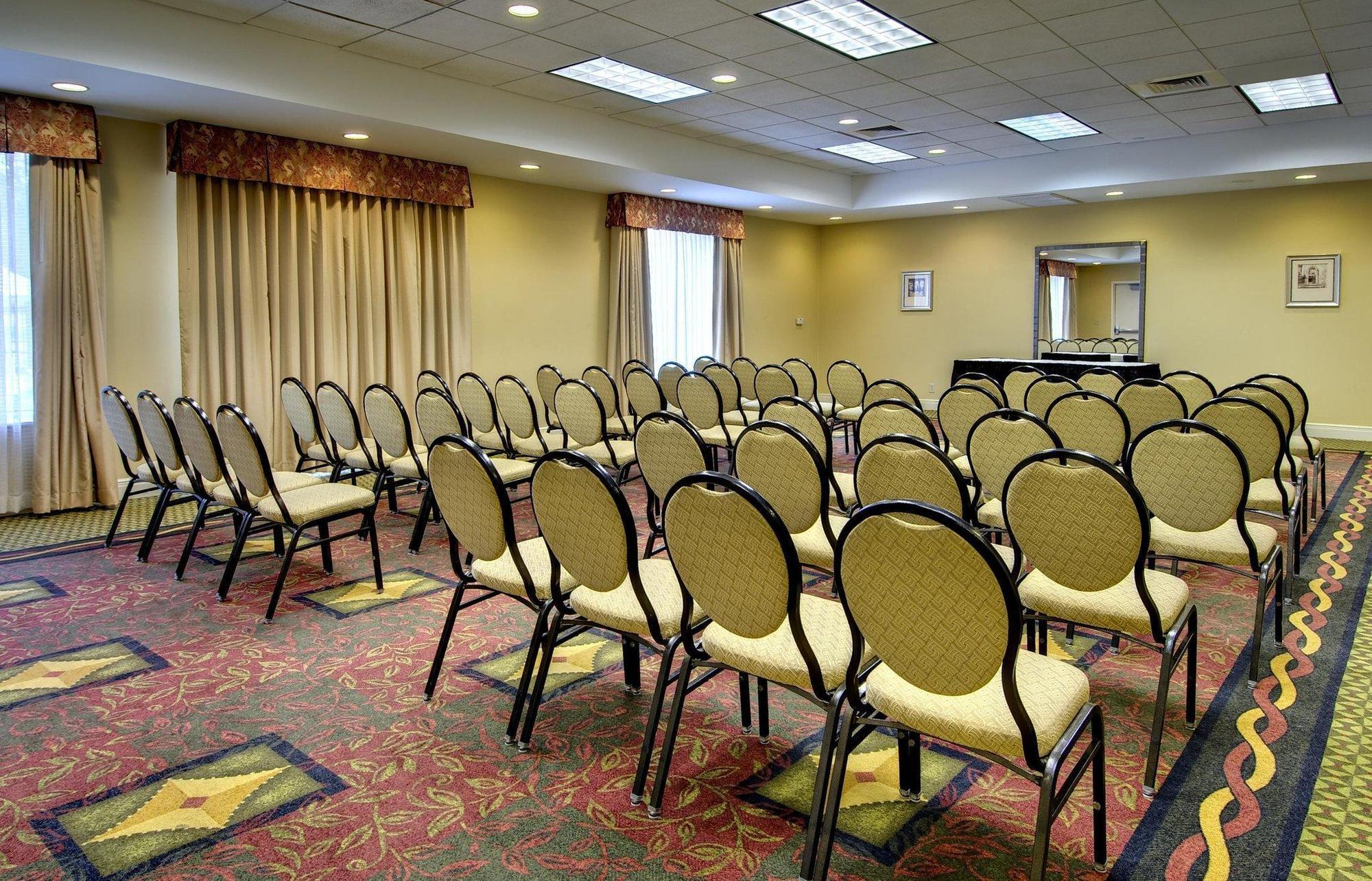 Hilton Garden Inn Mcallen Airport Exterior photo